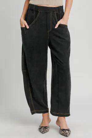 Black Elastic Waist Baggy Fit Pants with Pockets