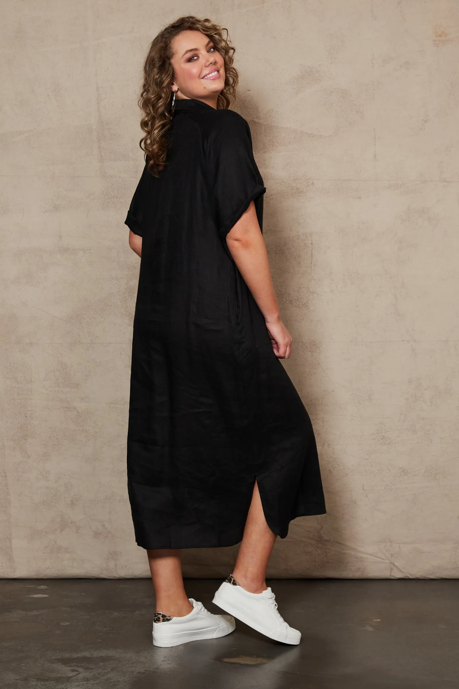 Eb & Ive Studio luxe linen Shirt Dress in Black